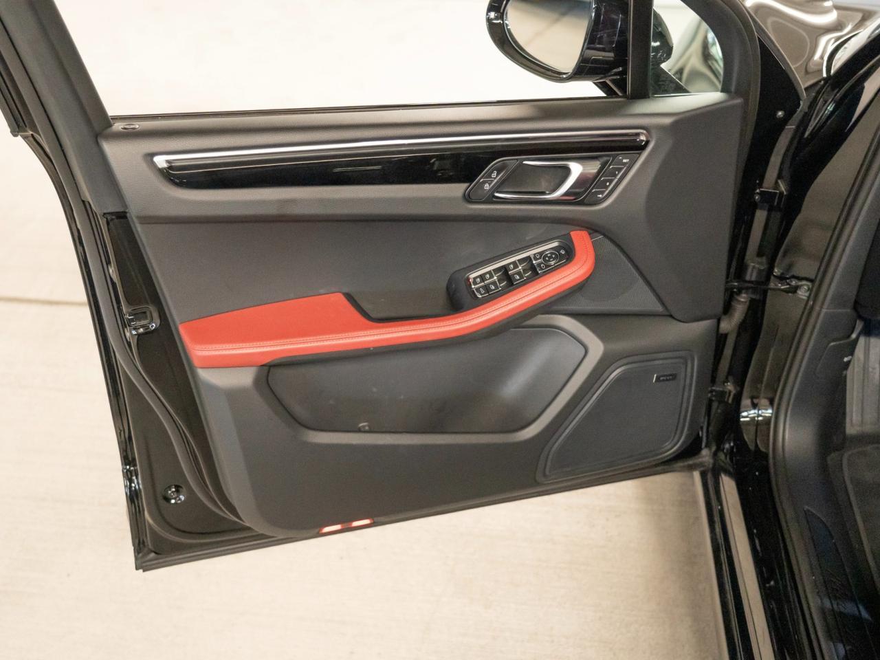 2026 Porsche Macan Pompano Beach FL