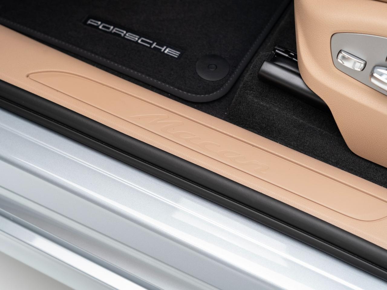 2026 Porsche Macan Pompano Beach FL