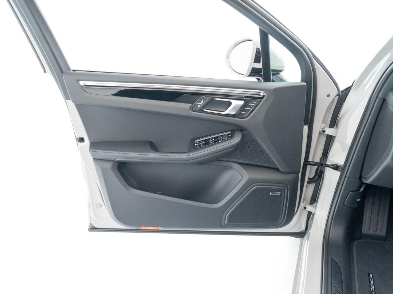 2026 Porsche Macan Pompano Beach FL