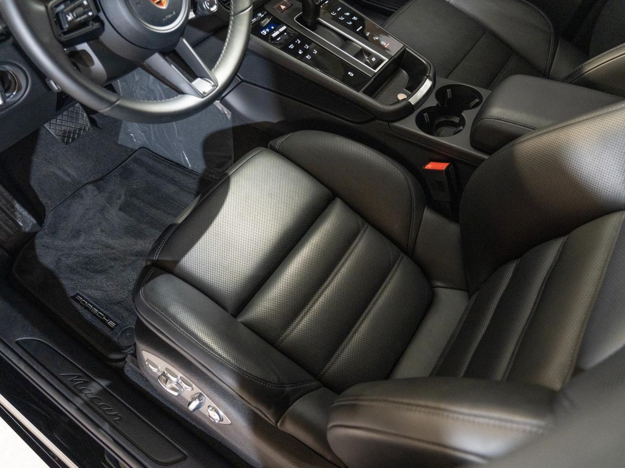 2026 Porsche Macan Pompano Beach FL