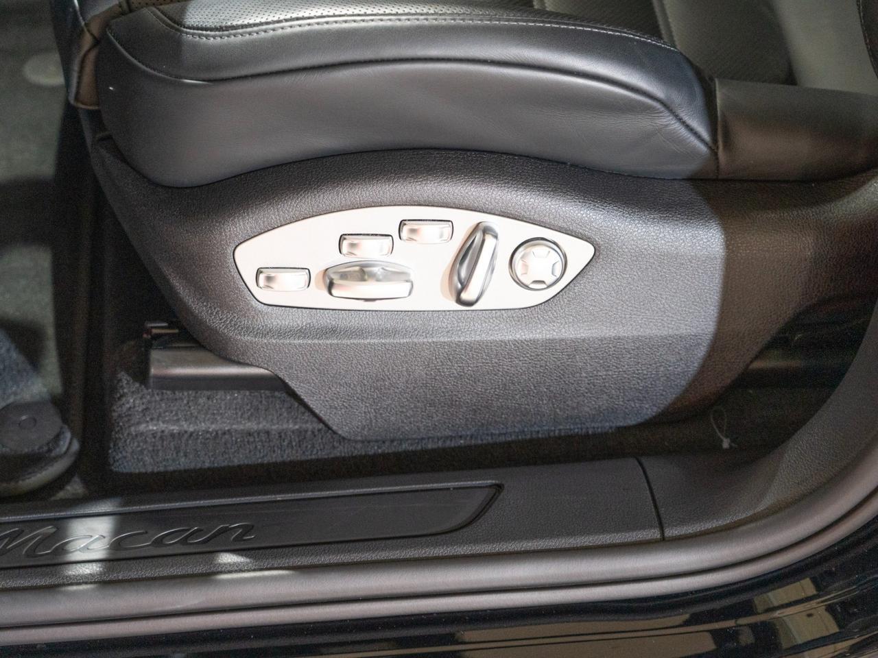 2026 Porsche Macan Pompano Beach FL