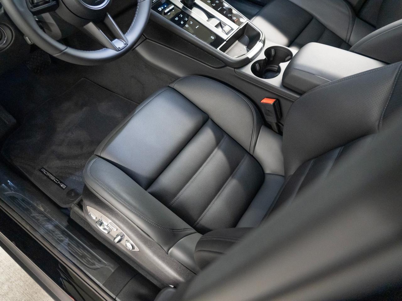 2026 Porsche Macan Pompano Beach FL