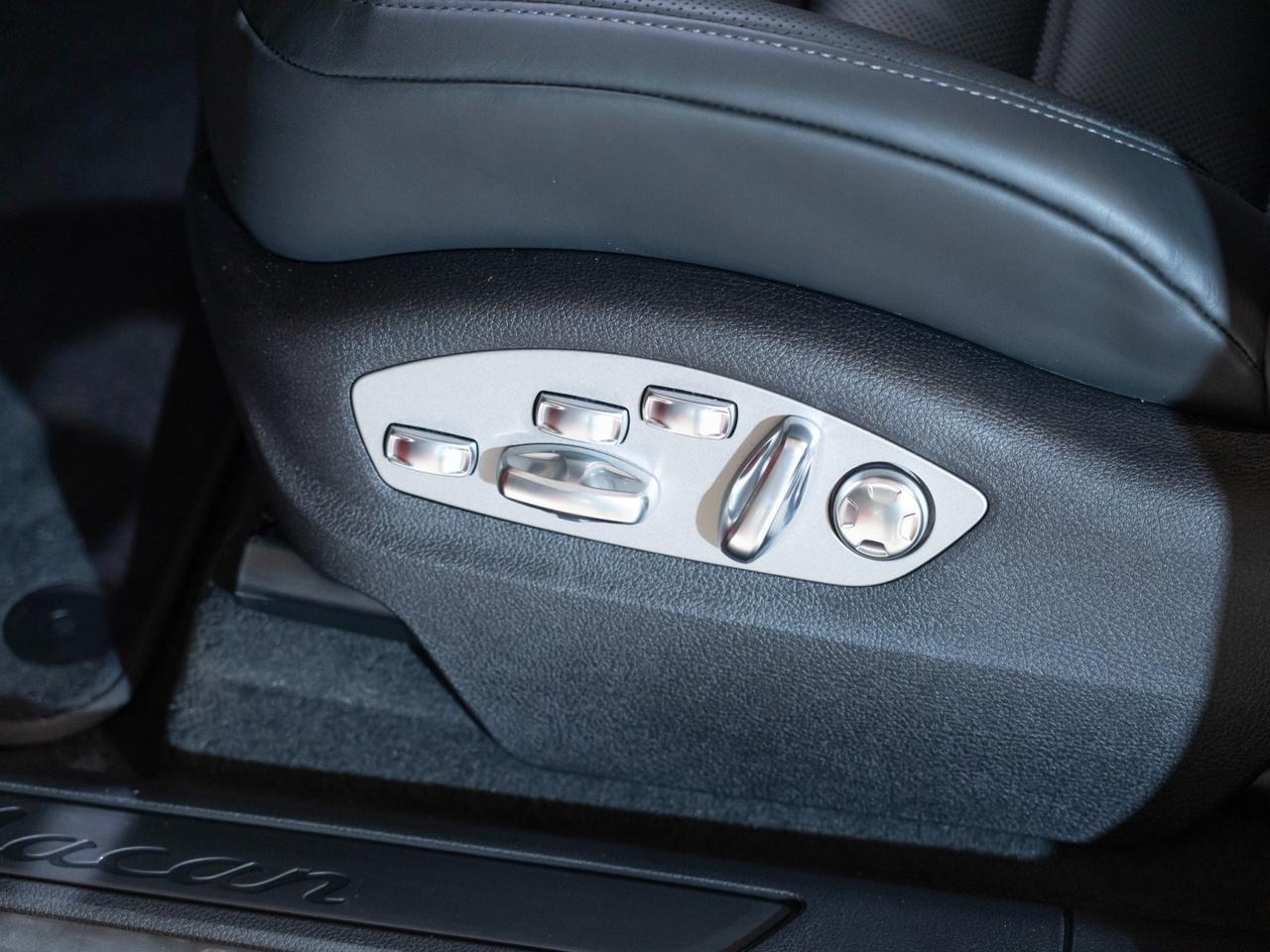 2026 Porsche Macan Pompano Beach FL