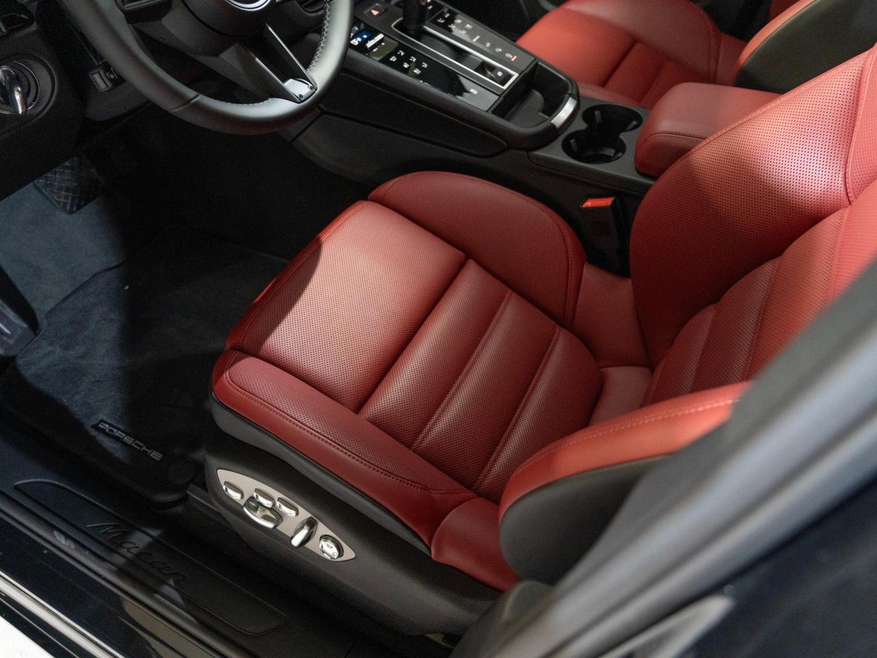 2026 Porsche Macan Pompano Beach FL