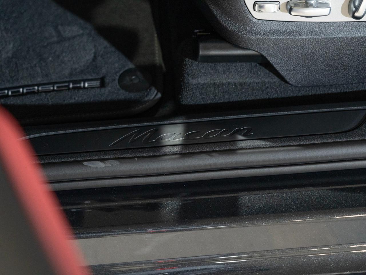 2026 Porsche Macan Pompano Beach FL
