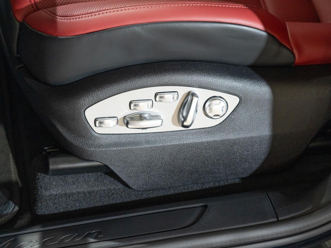 2026 Porsche Macan Pompano Beach FL