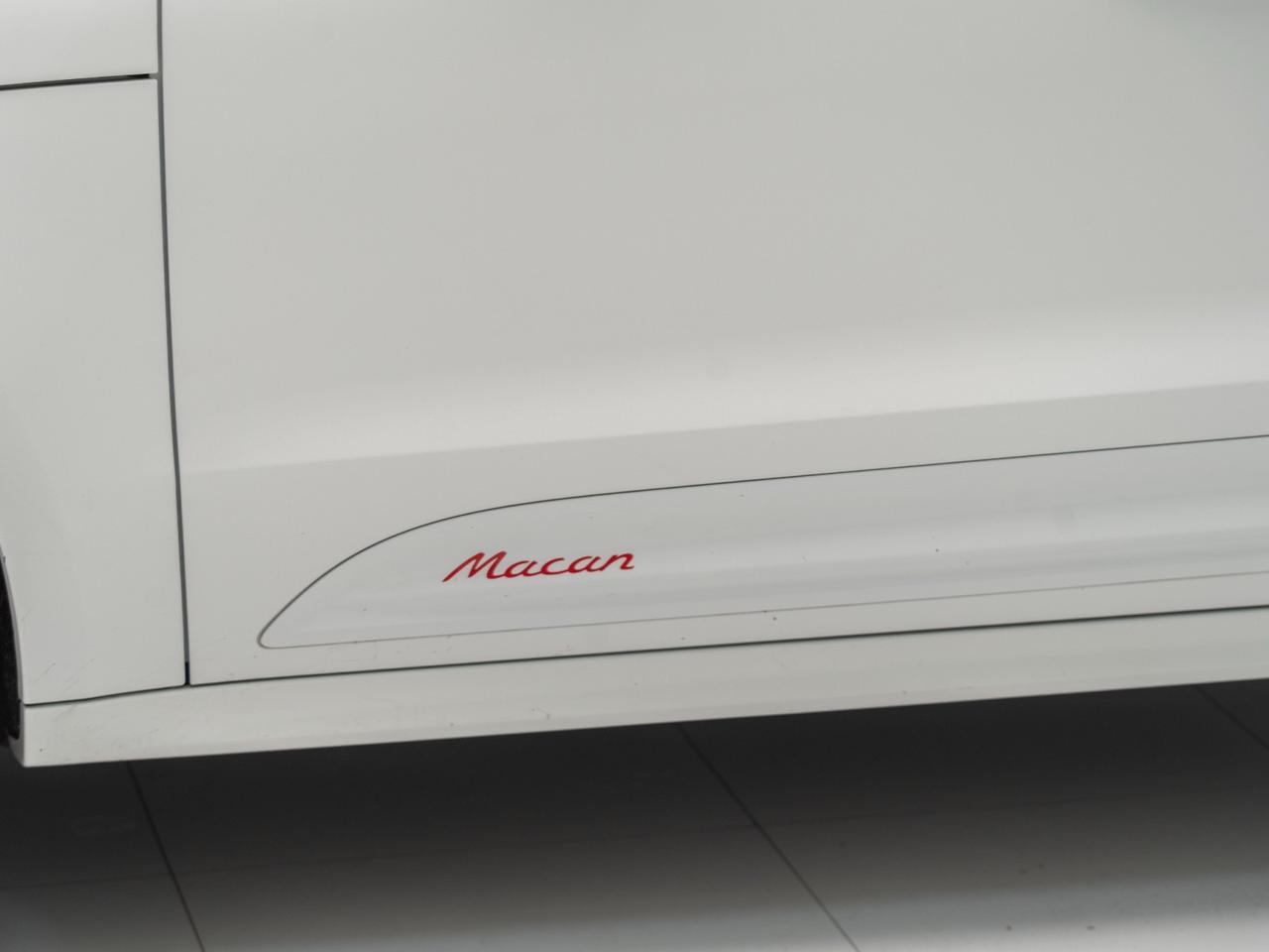 2026 Porsche Macan Pompano Beach FL