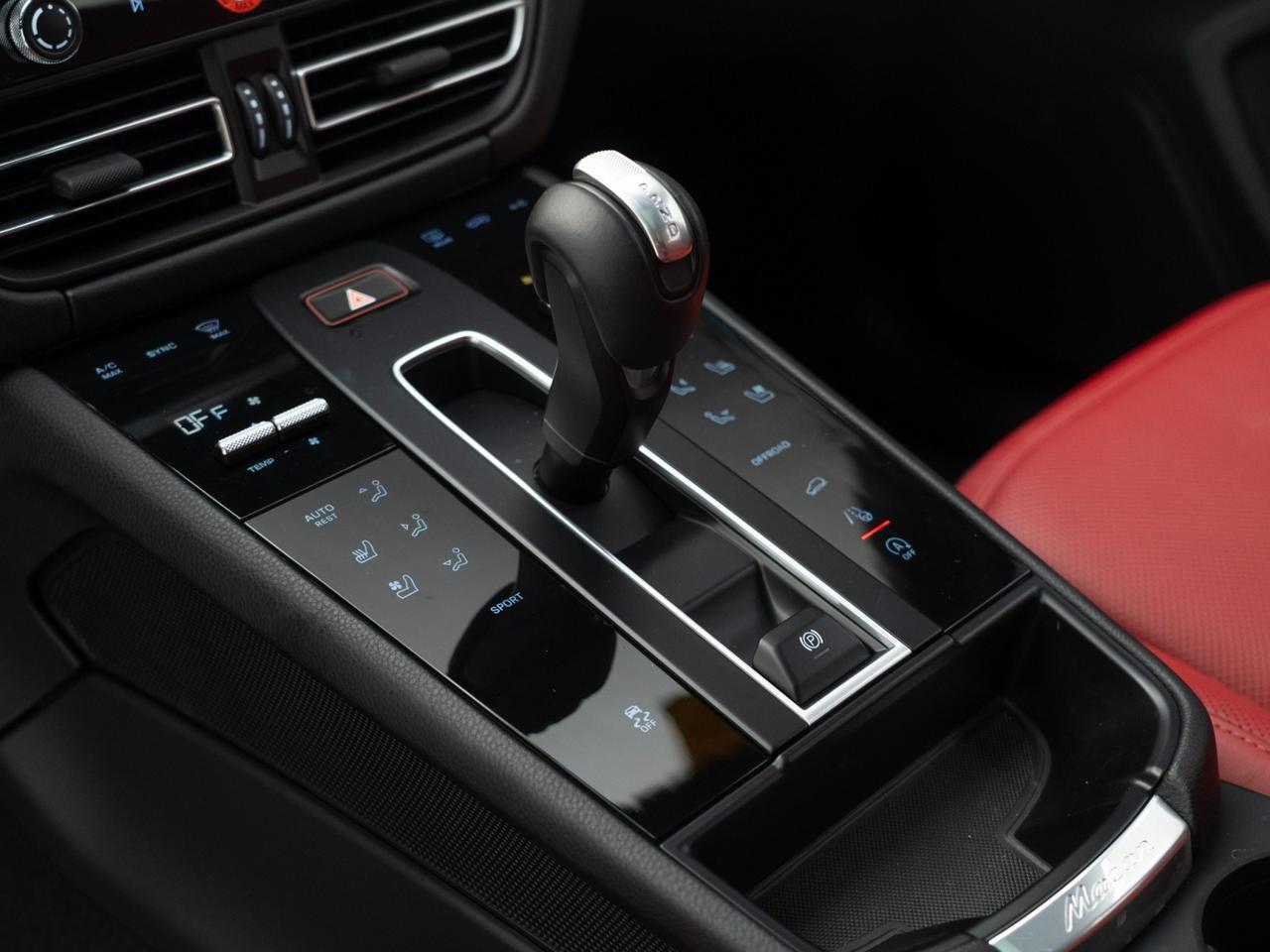 2026 Porsche Macan Pompano Beach FL
