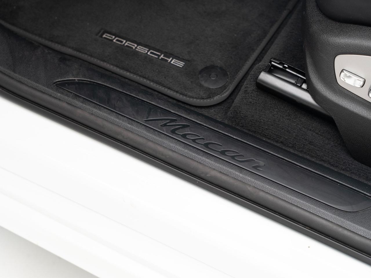 2026 Porsche Macan Pompano Beach FL