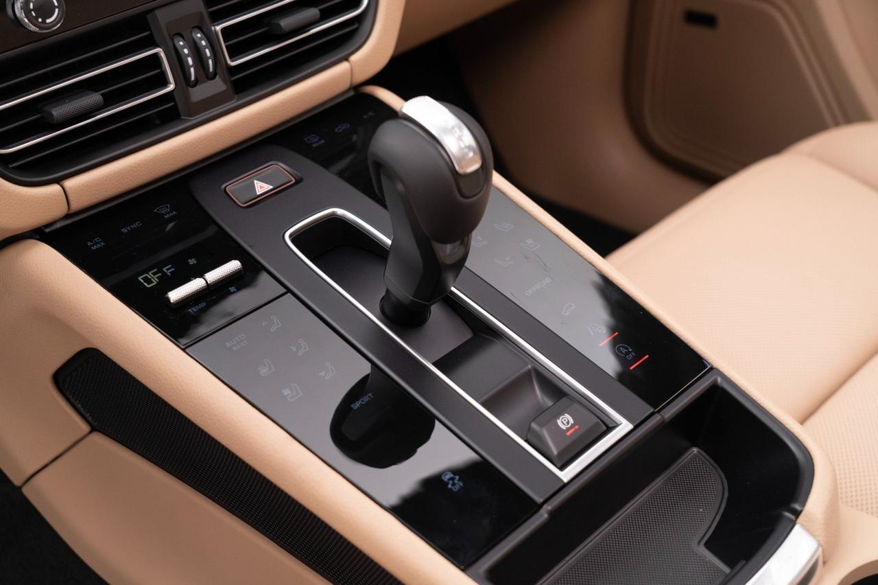 2026 Porsche Macan Pompano Beach FL