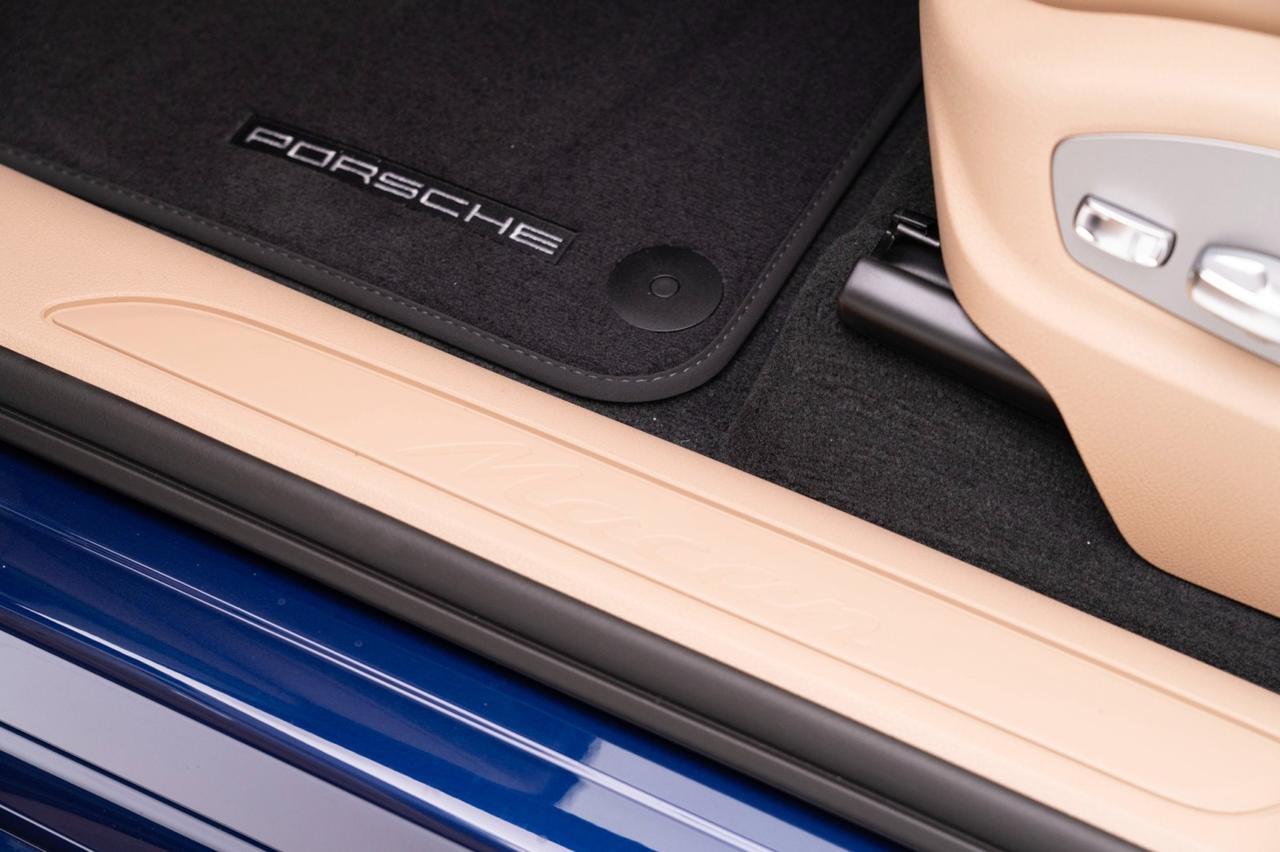 2026 Porsche Macan Pompano Beach FL