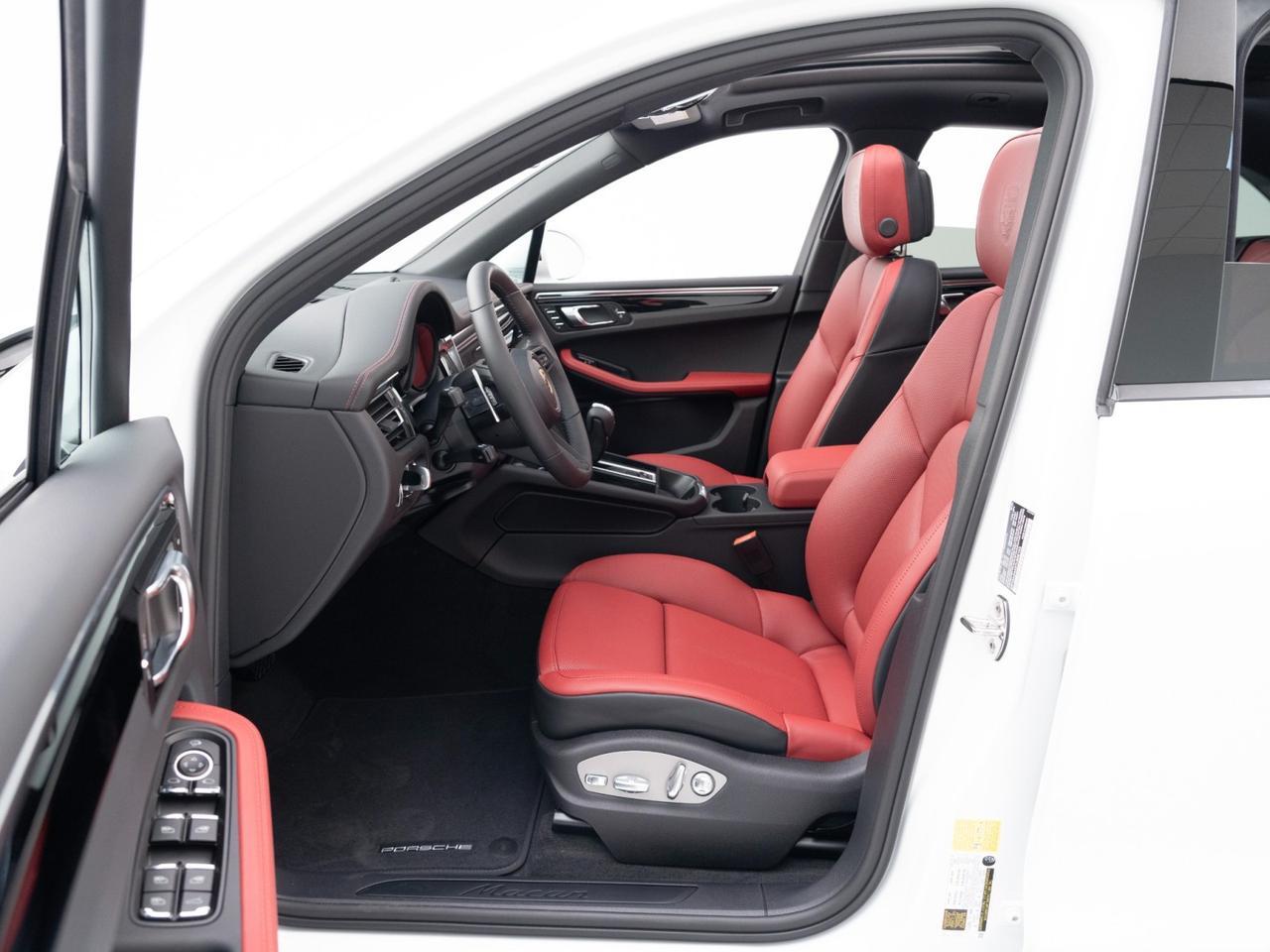 2026 Porsche Macan Pompano Beach FL