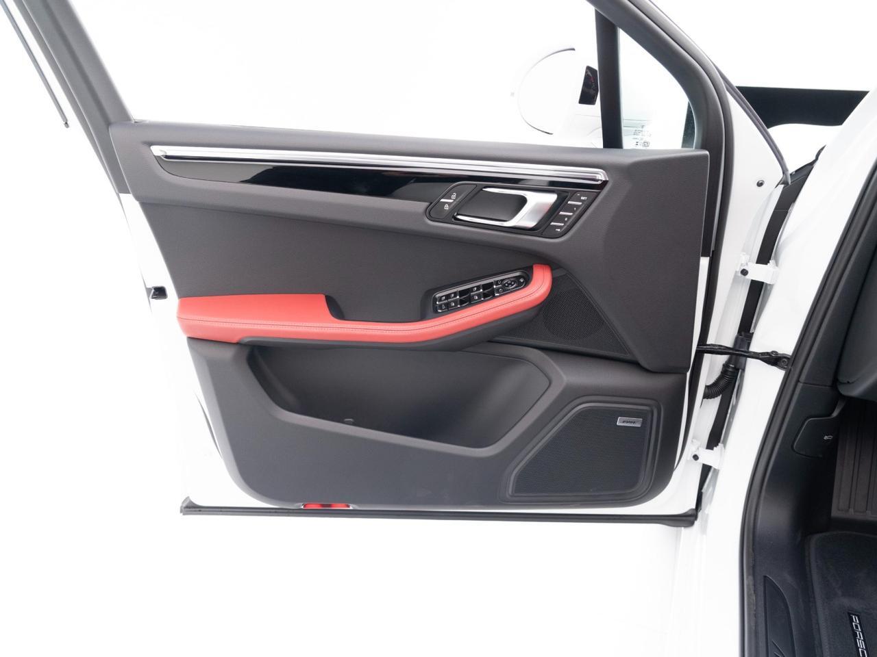 2026 Porsche Macan Pompano Beach FL