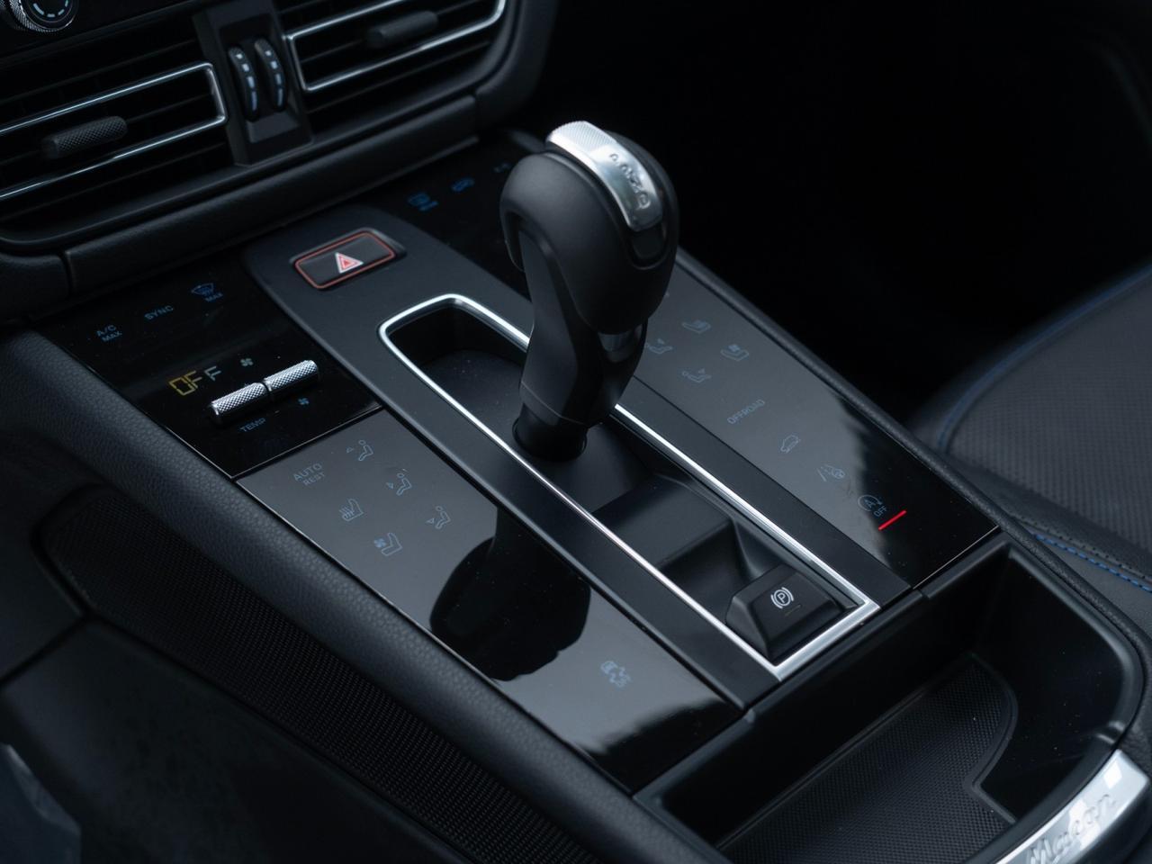 2026 Porsche Macan Pompano Beach FL
