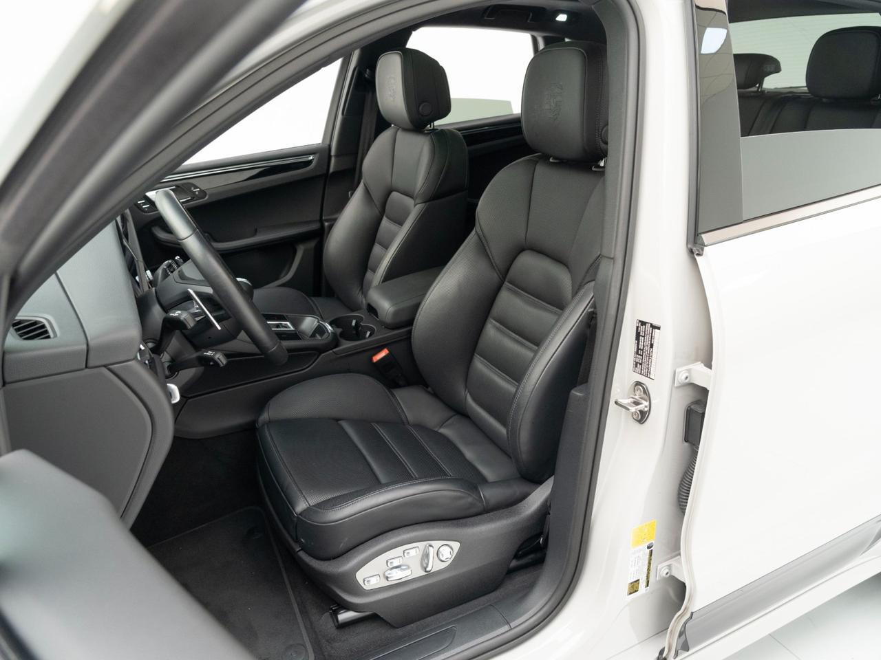 2026 Porsche Macan Pompano Beach FL