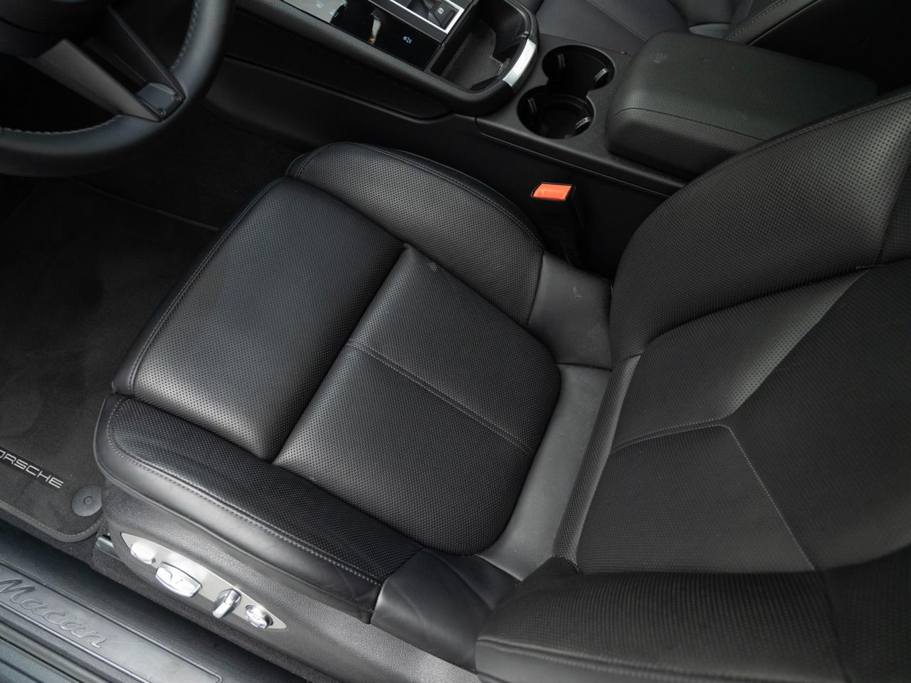 2026 Porsche Macan Pompano Beach FL