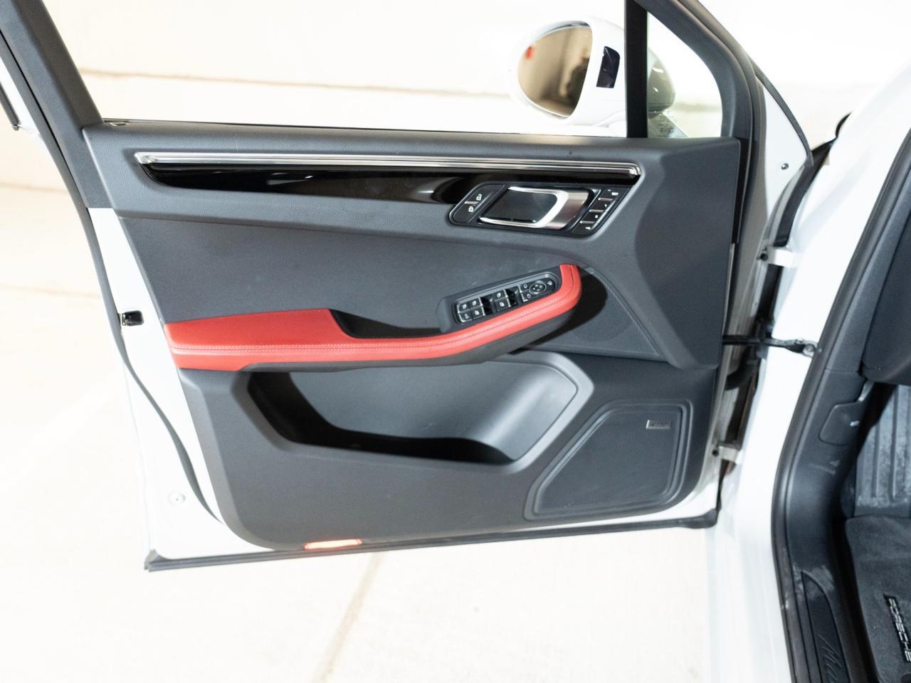 2026 Porsche Macan Pompano Beach FL