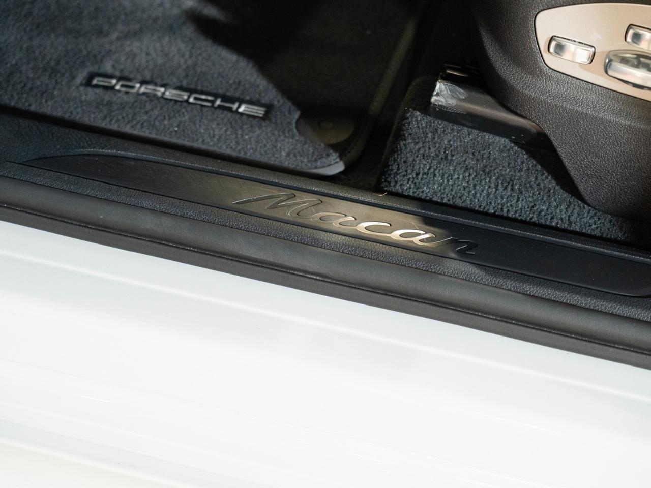 2026 Porsche Macan Pompano Beach FL