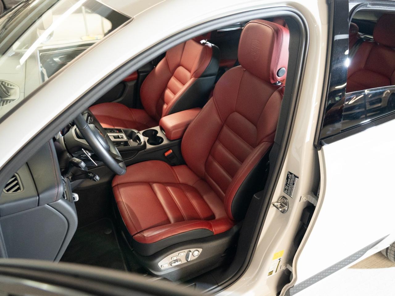2026 Porsche Macan Pompano Beach FL