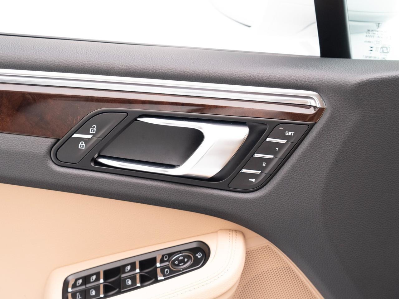 2026 Porsche Macan Pompano Beach FL