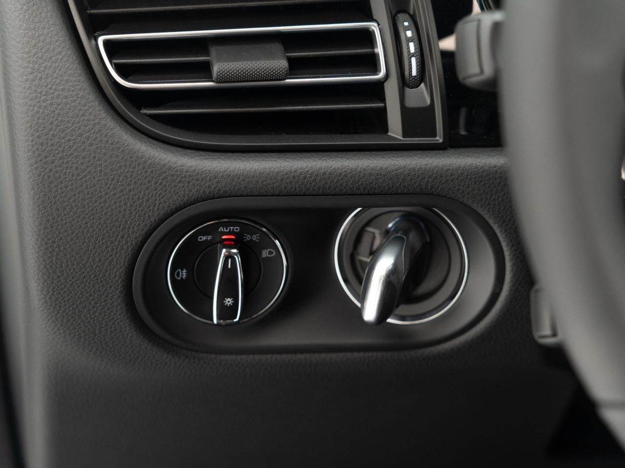 2026 Porsche Macan Pompano Beach FL