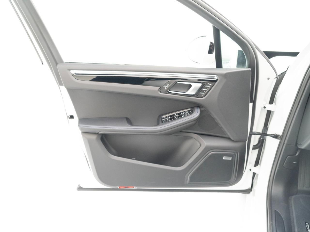 2026 Porsche Macan Pompano Beach FL