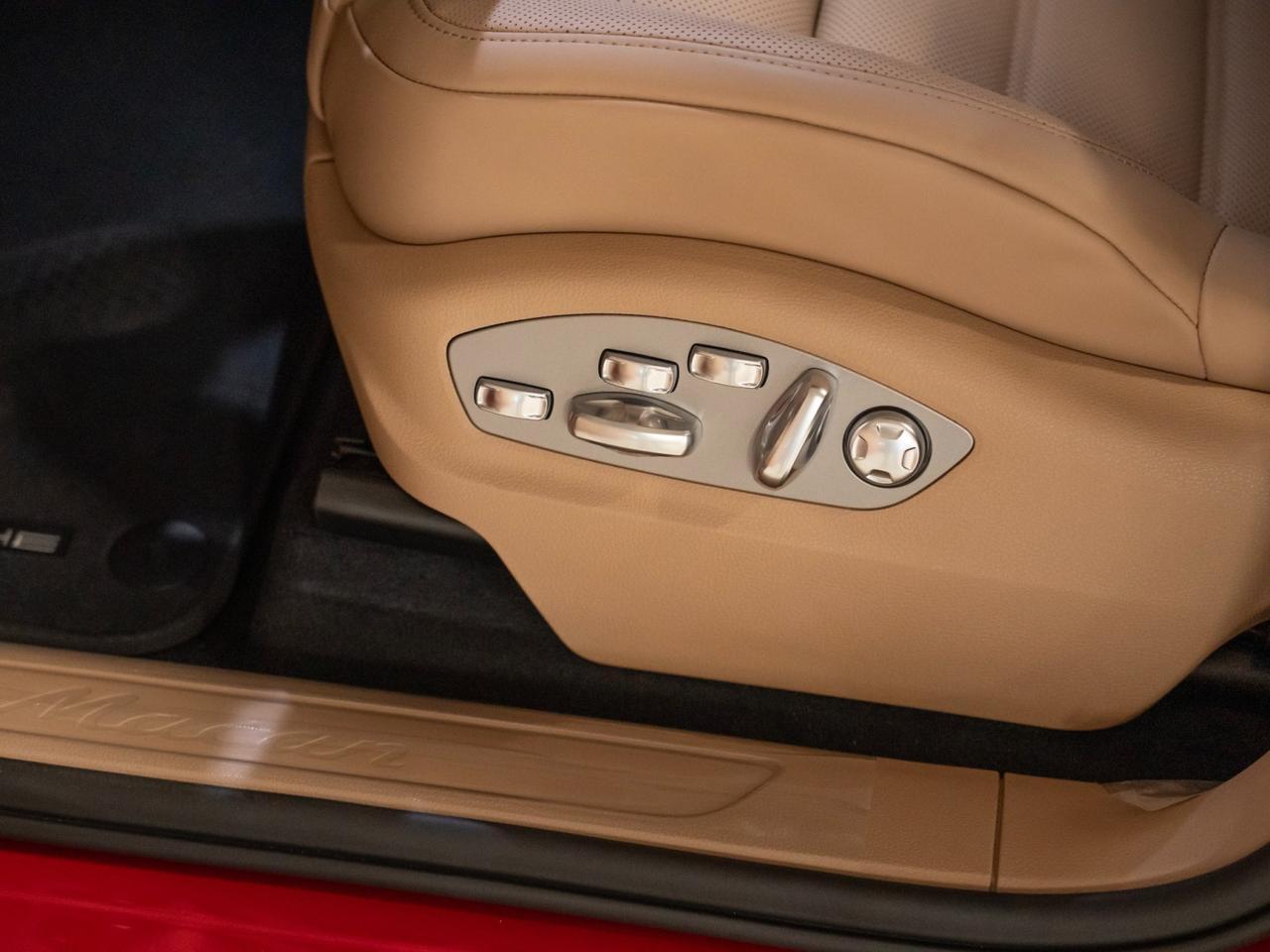 2026 Porsche Macan Pompano Beach FL