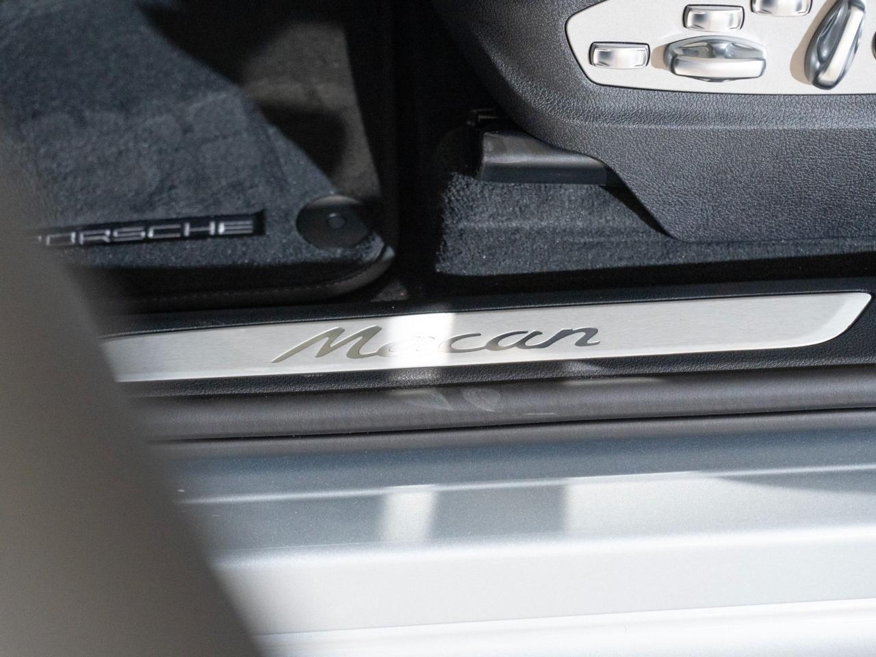 2026 Porsche Macan Pompano Beach FL