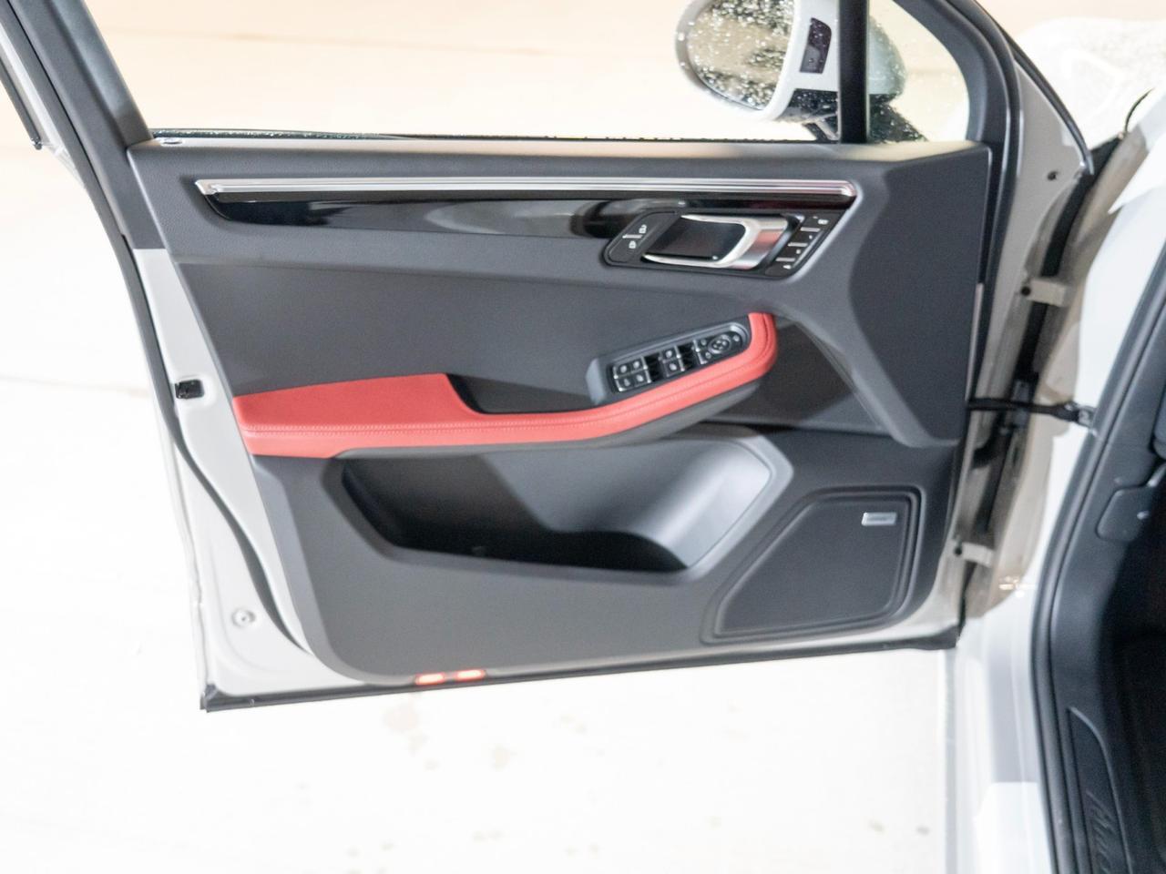 2026 Porsche Macan Pompano Beach FL