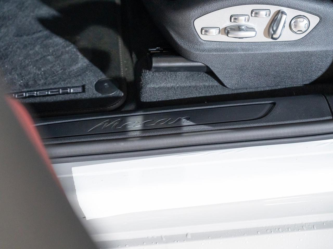2026 Porsche Macan Pompano Beach FL