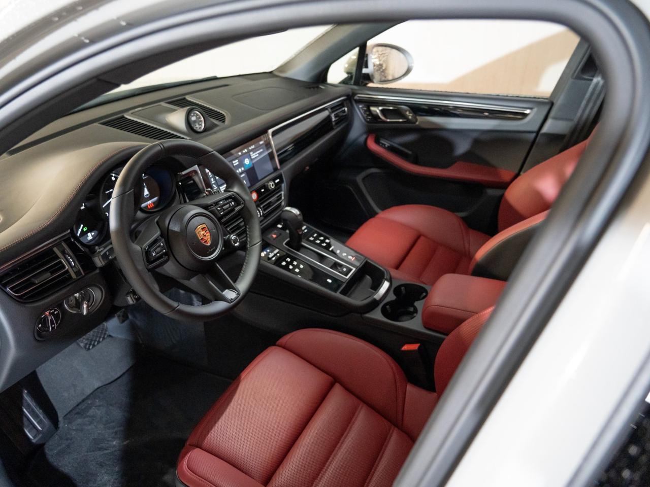 2026 Porsche Macan Pompano Beach FL