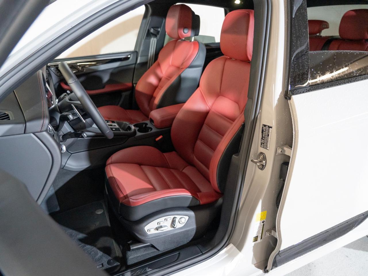 2026 Porsche Macan Pompano Beach FL