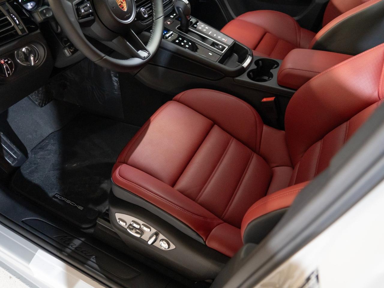 2026 Porsche Macan Pompano Beach FL