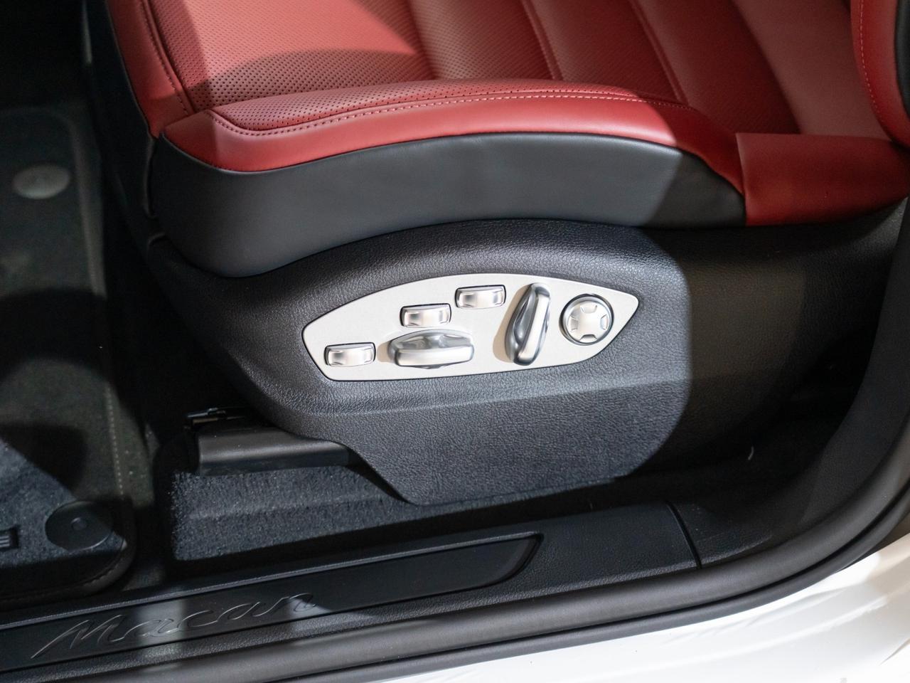 2026 Porsche Macan Pompano Beach FL