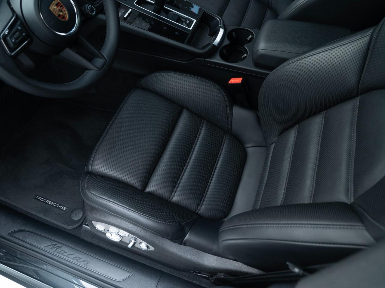 2026 Porsche Macan Pompano Beach FL