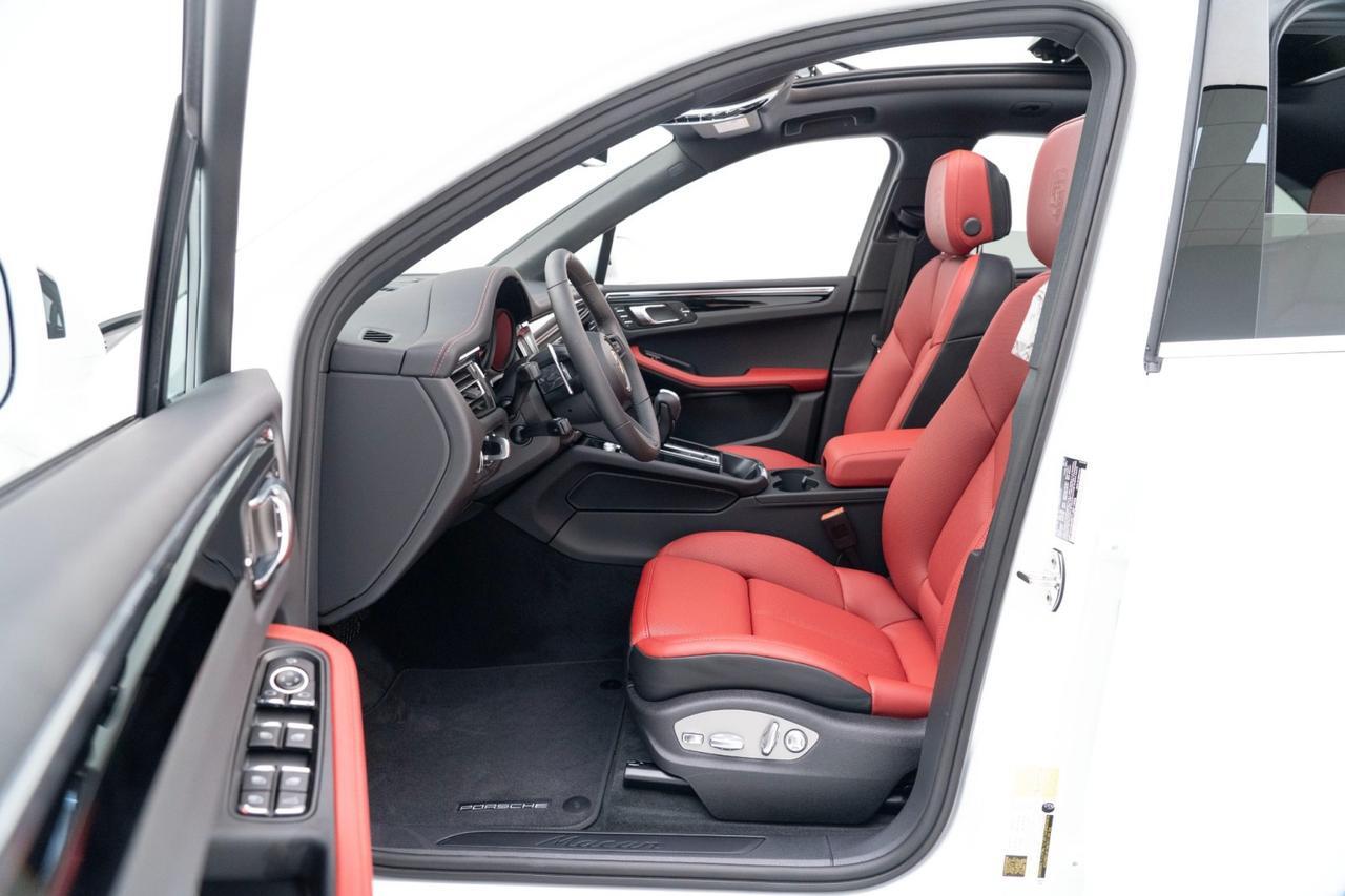 2026 Porsche Macan Pompano Beach FL