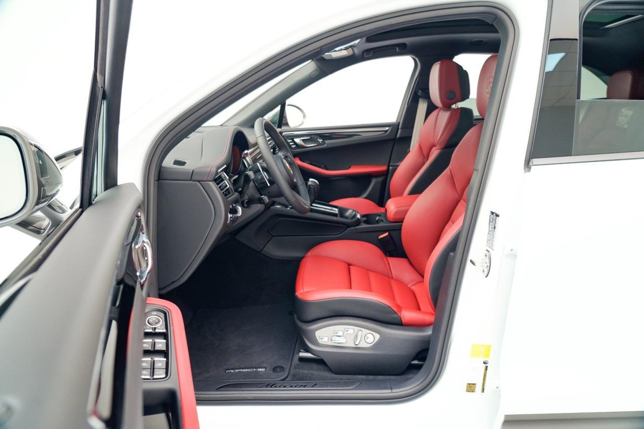 2026 Porsche Macan Pompano Beach FL