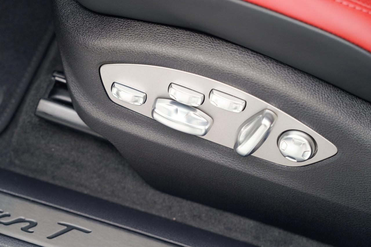 2026 Porsche Macan Pompano Beach FL