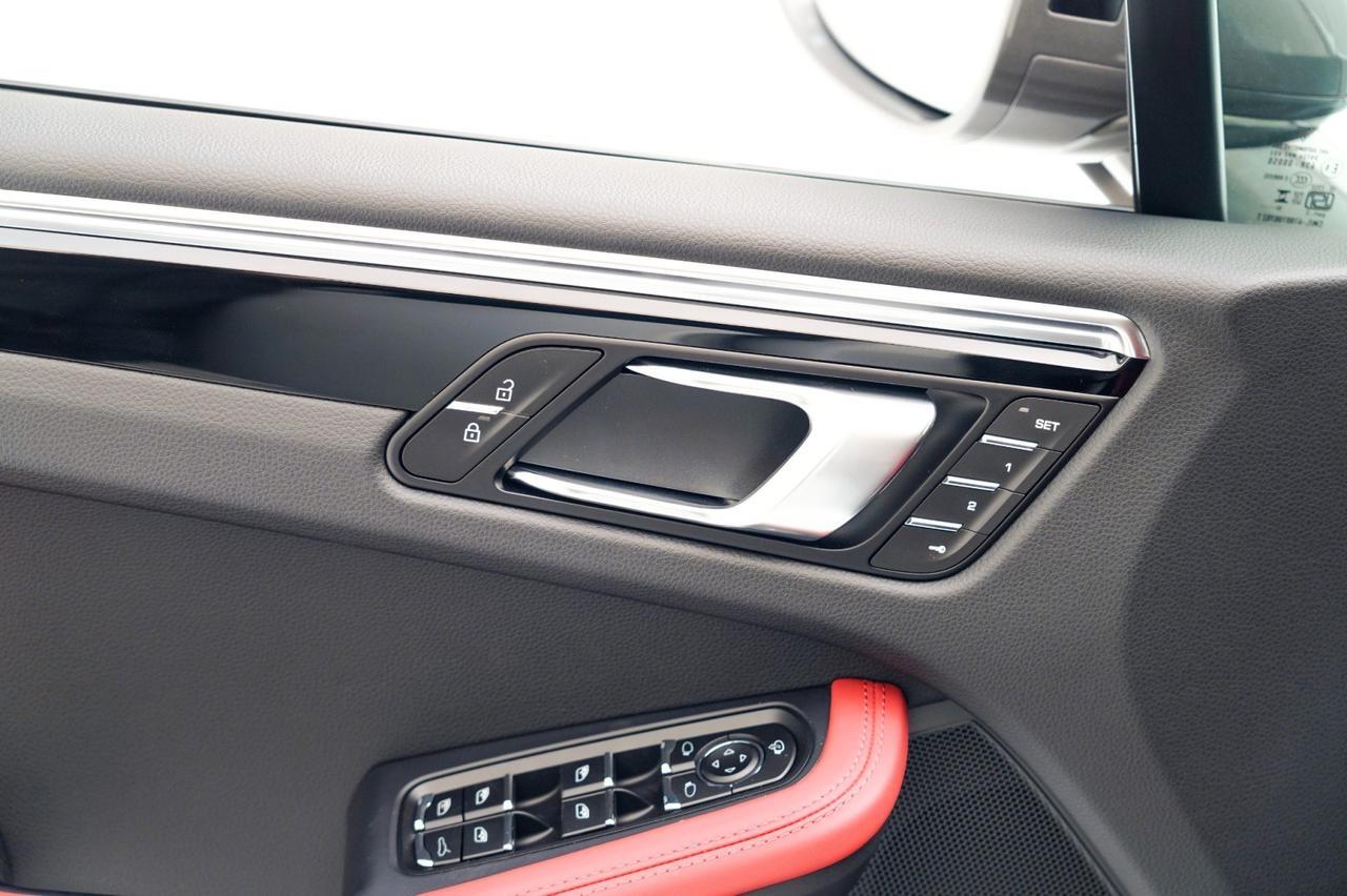 2026 Porsche Macan Pompano Beach FL