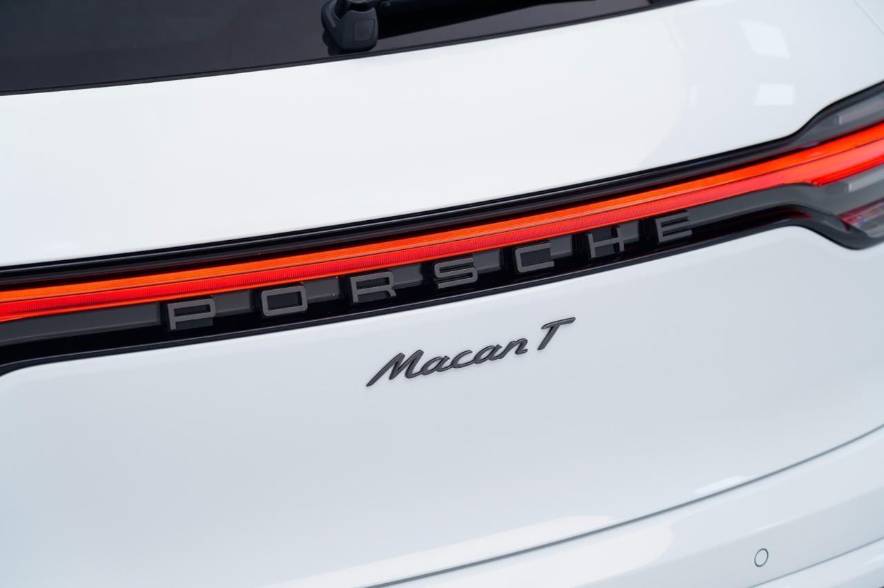 2026 Porsche Macan Pompano Beach FL