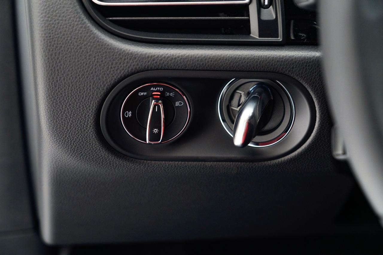 2026 Porsche Macan Pompano Beach FL