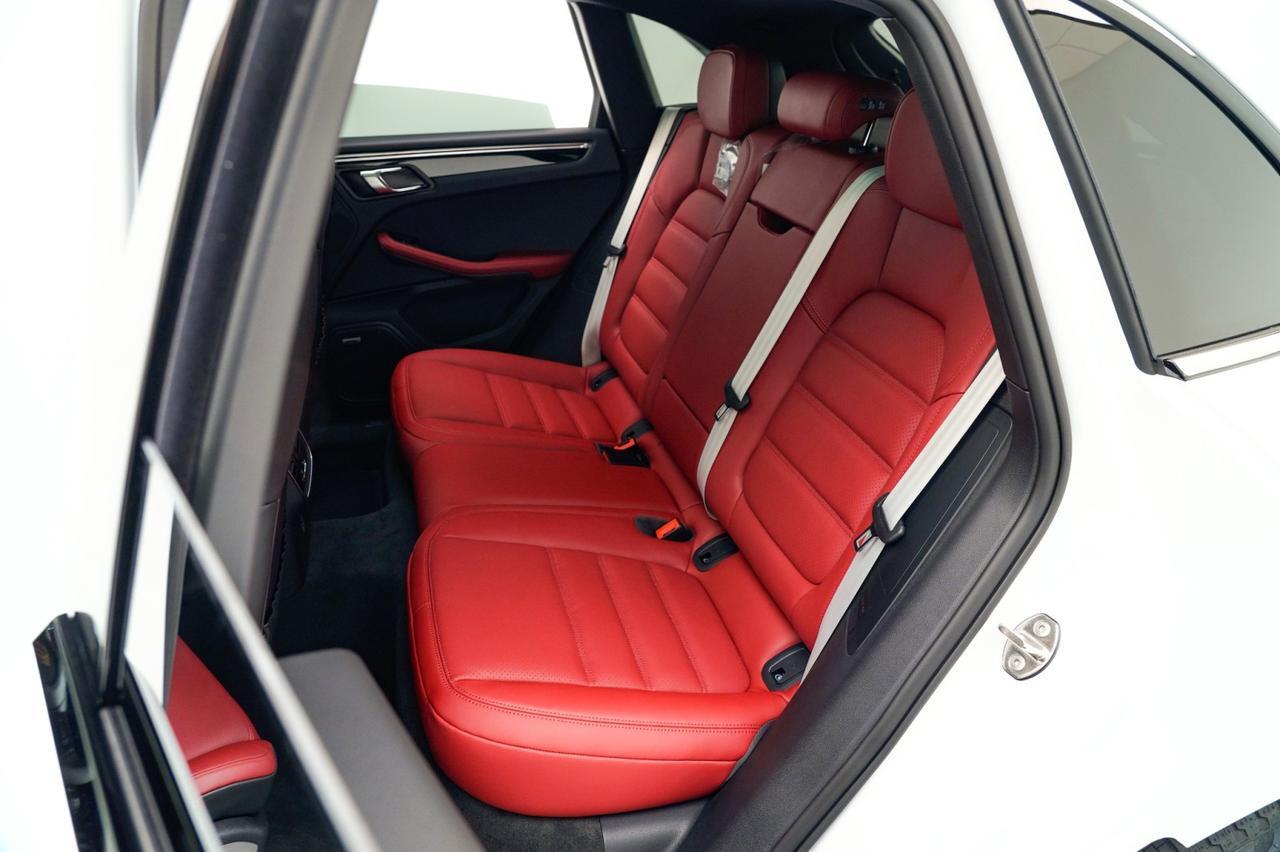 2026 Porsche Macan Pompano Beach FL