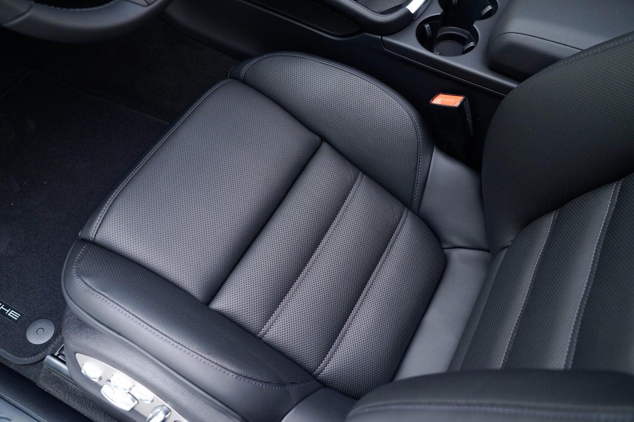 2026 Porsche Macan Pompano Beach FL