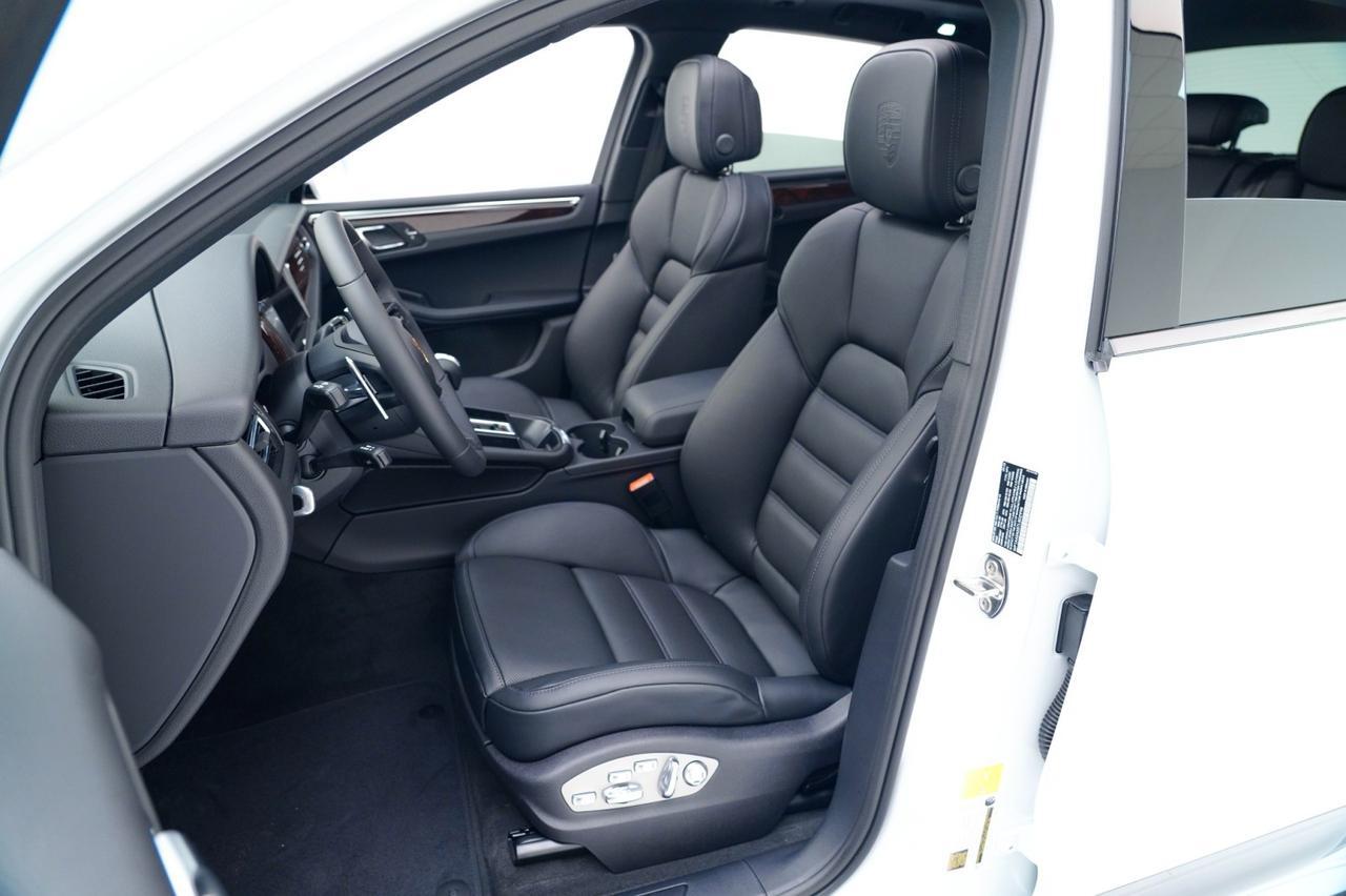 2026 Porsche Macan Pompano Beach FL
