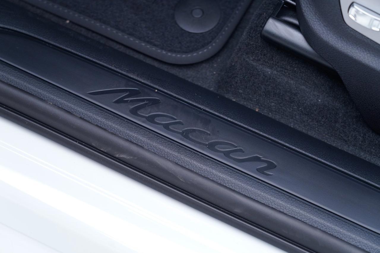 2026 Porsche Macan Pompano Beach FL