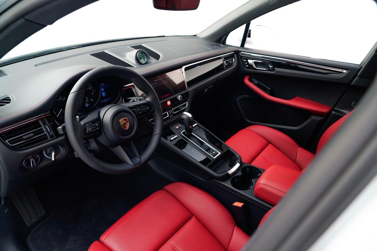 2026 Porsche Macan Pompano Beach FL