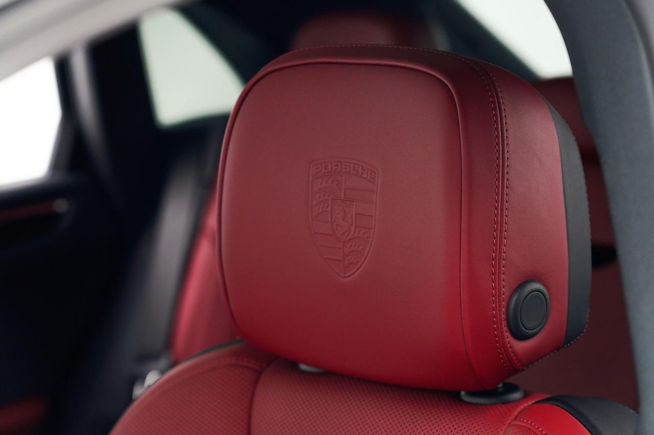 2026 Porsche Macan Pompano Beach FL