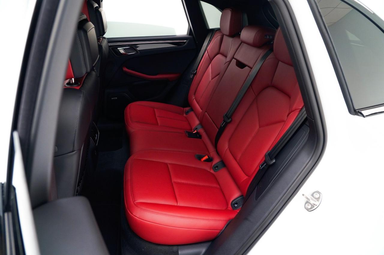 2026 Porsche Macan Pompano Beach FL