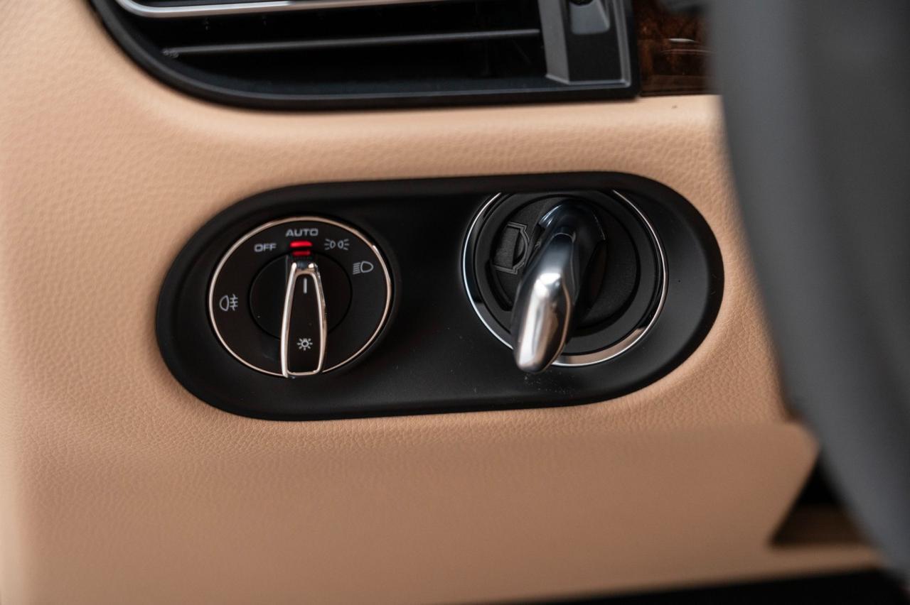 2026 Porsche Macan Pompano Beach FL