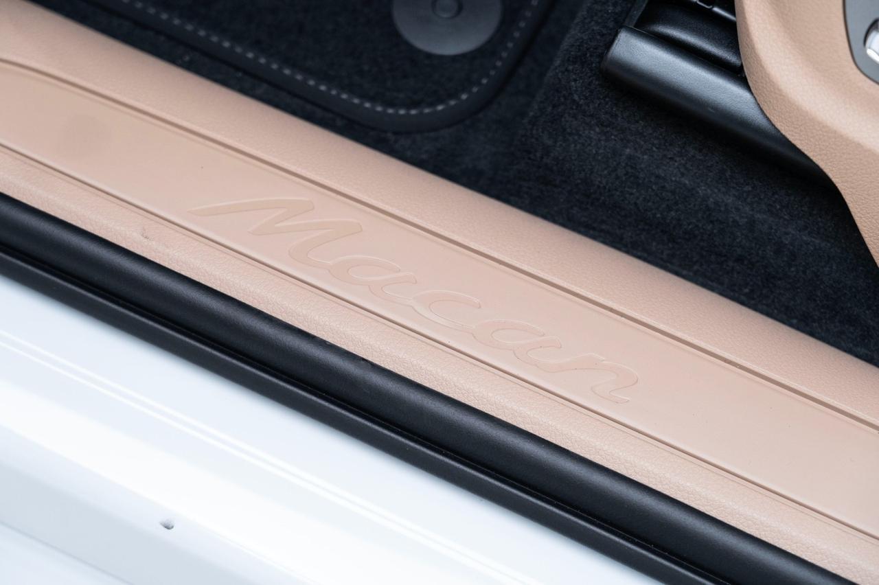 2026 Porsche Macan Pompano Beach FL